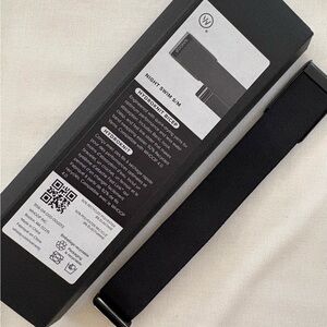 Whoop 4.0 hydro bicep band